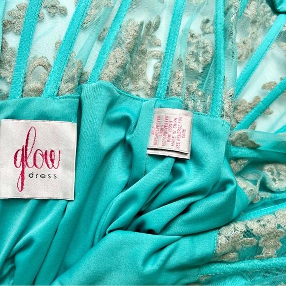 Prom Gown Glow by Colors Size 6, Tiffany Turquoise with Rose Gold Lace Bodice - Picture 15 of 17